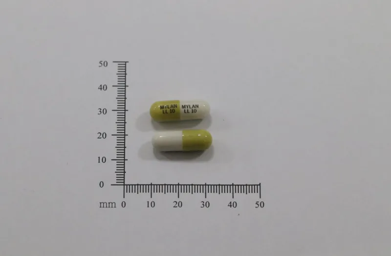 蘭多美膠囊10毫克外觀