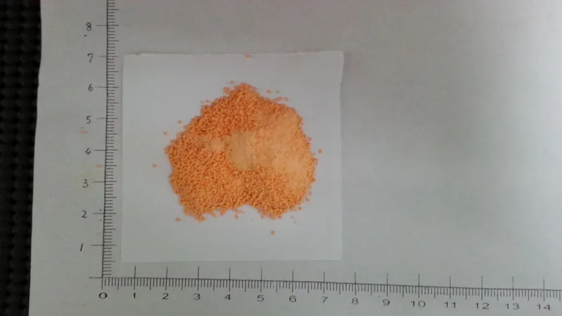紅黴素顆粒（紅絲菌素丙酯月桂硫酸醯）外觀