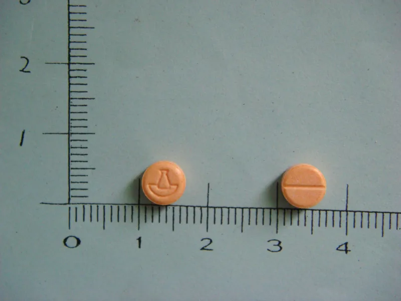 正炎錠（待克菲那）外觀