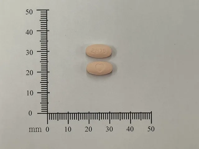 可普諾維膜衣錠　１５０毫克/１２．５毫克外觀