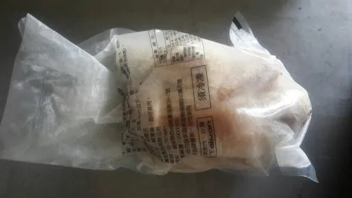 蔥油雞全 外包裝