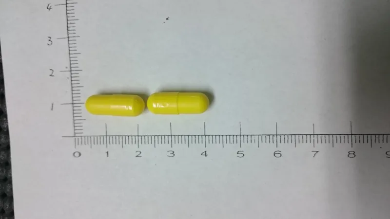 益痢康膠囊２００公絲（尼福歐酒塞）〝元宙〞外觀