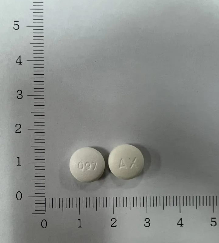 療紓疼速效膜衣錠 8 毫克外觀