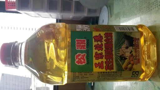 松鼎花生風味調合油1.8L 外包裝