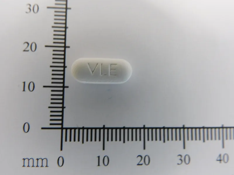 樂復得膜衣錠100毫克外觀
