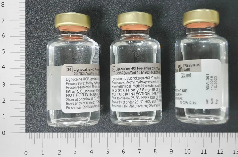 "菲尼斯"里格卡因注射液2% (20毫升小瓶)外觀