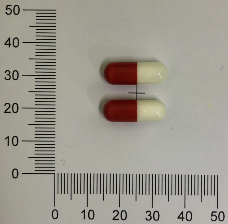 "強生" 益骨力膠囊250毫克外觀