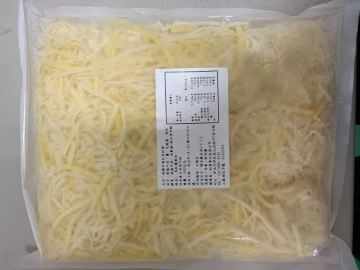 快樂牛莫札里拉絲 外包裝