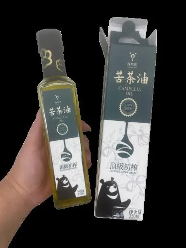 籽熊寶頂級初榨苦茶油 外包裝