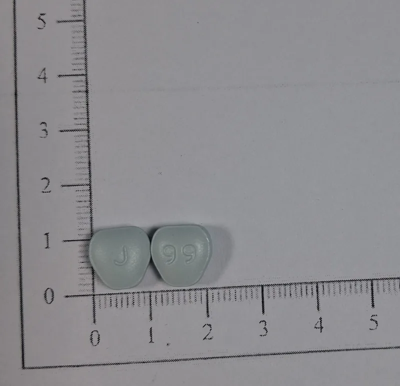 易解痛膜衣錠120毫克外觀