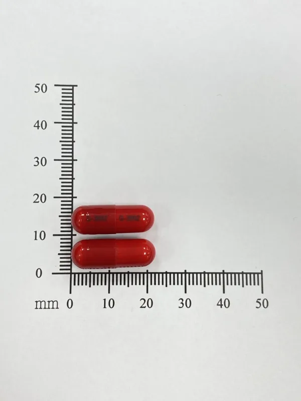 ''健喬''克林達黴素膠囊300毫克外觀