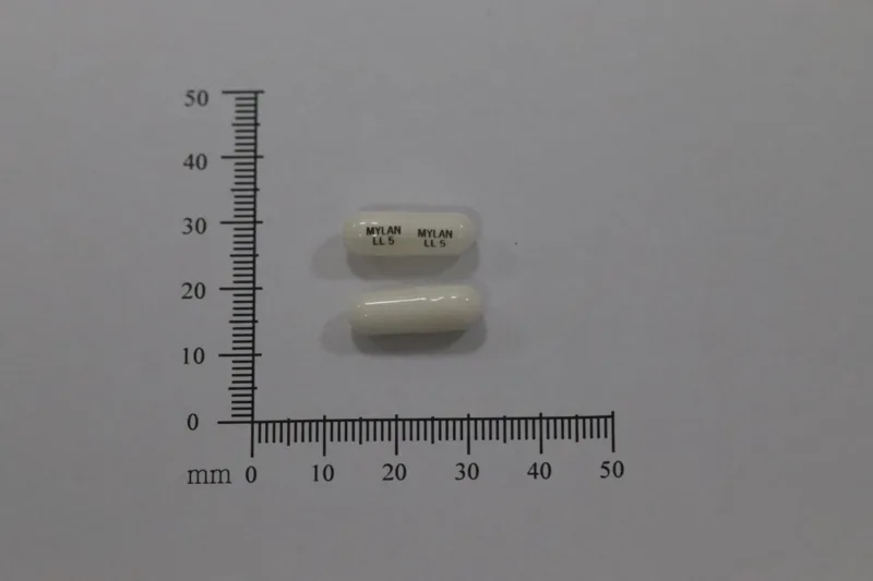 蘭多美膠囊5毫克外觀