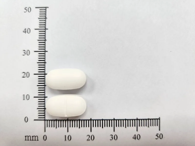 東健膜衣錠300毫克外觀