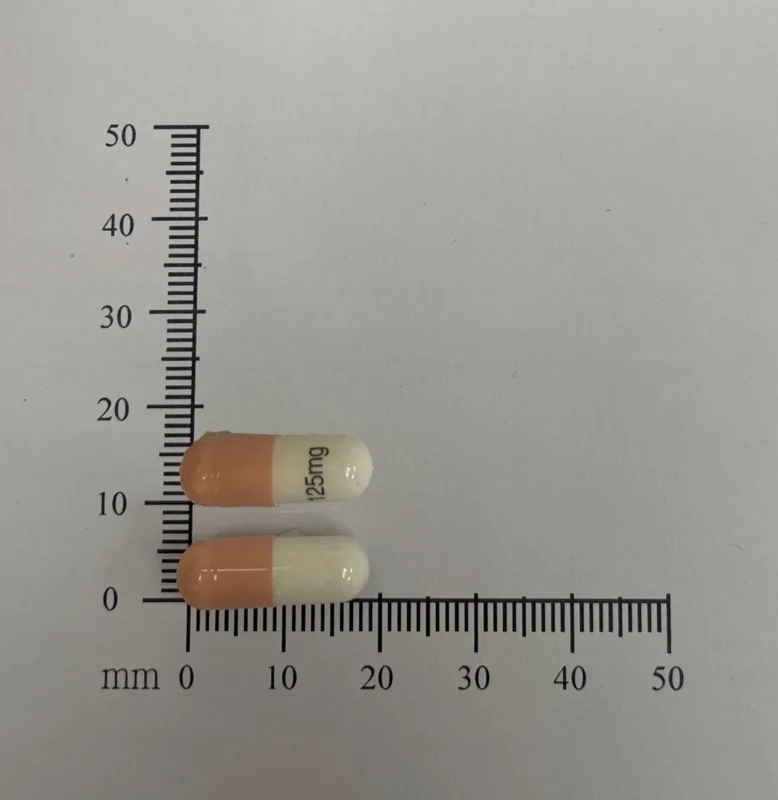 康舒特膠囊125毫克外觀