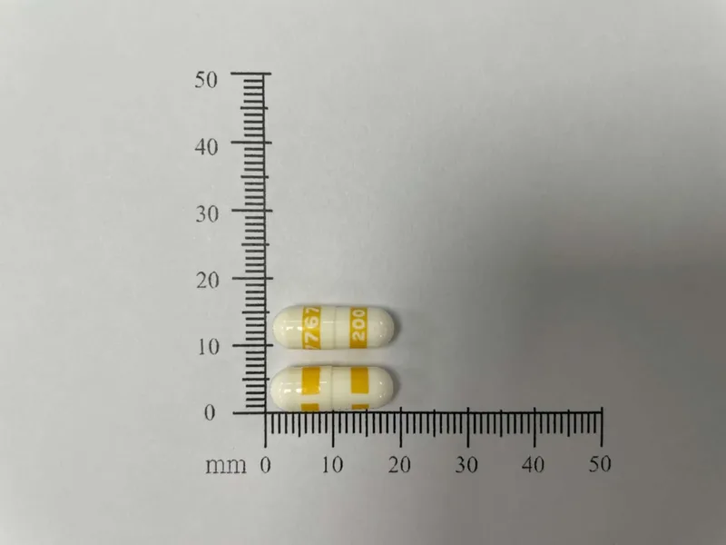 希樂葆膠囊２００毫克外觀