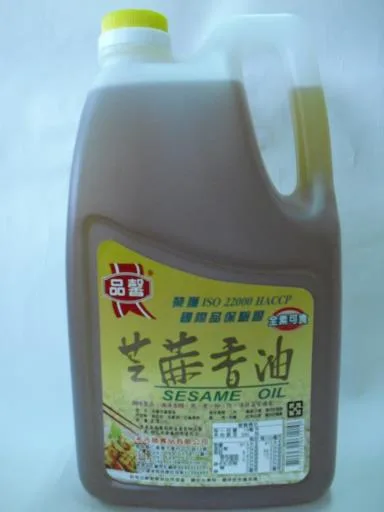 品馨芝麻香油-2.8L 外包裝