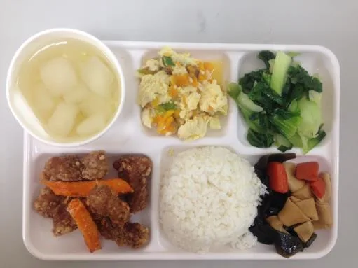 桶餐 外包裝
