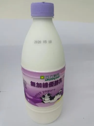 四方鮮奶無加糖優酪乳 外包裝