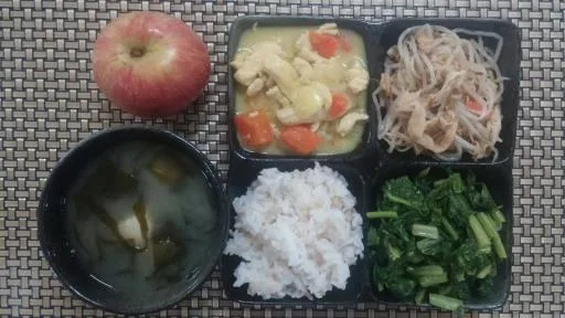 高雄市左營區文府國民中學營養午餐 外包裝