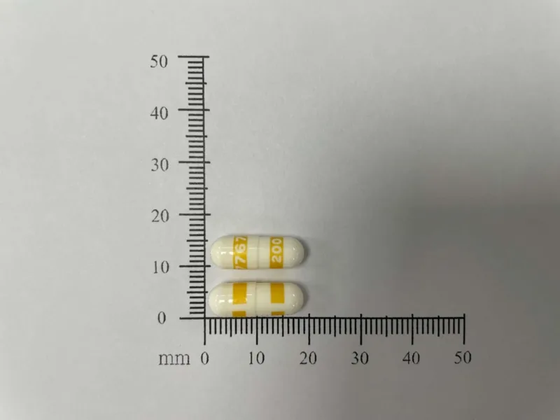 維骨力止痛膠囊200毫克外觀