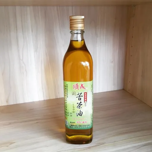 純苦茶油 外包裝