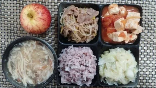 高雄市楠梓區國昌國民中學營養午餐 外包裝